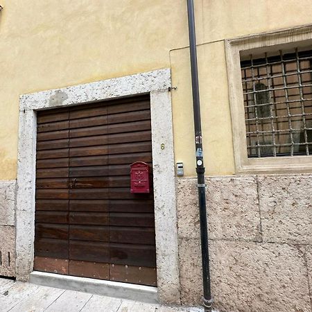 Al Campanile Apartment Verona Exterior photo